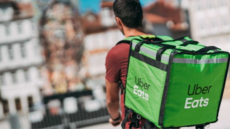 Estafetas manipulam GPS para ganharem vantagem nas plataformas de delivery