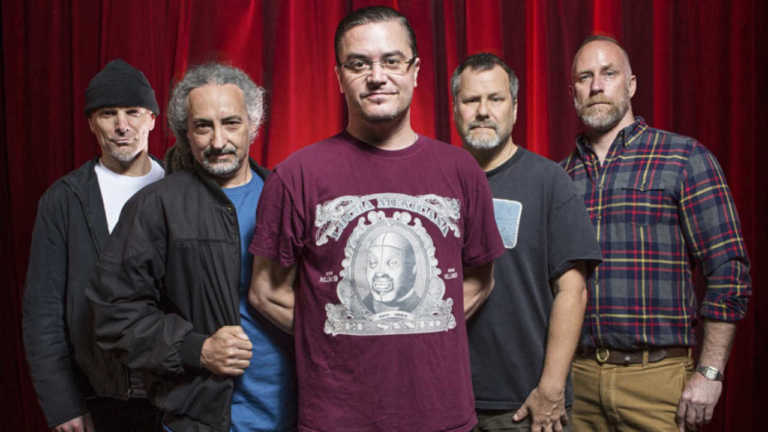Faith No More cancelam concertos de 2022 e já não tocam no NOS Alive