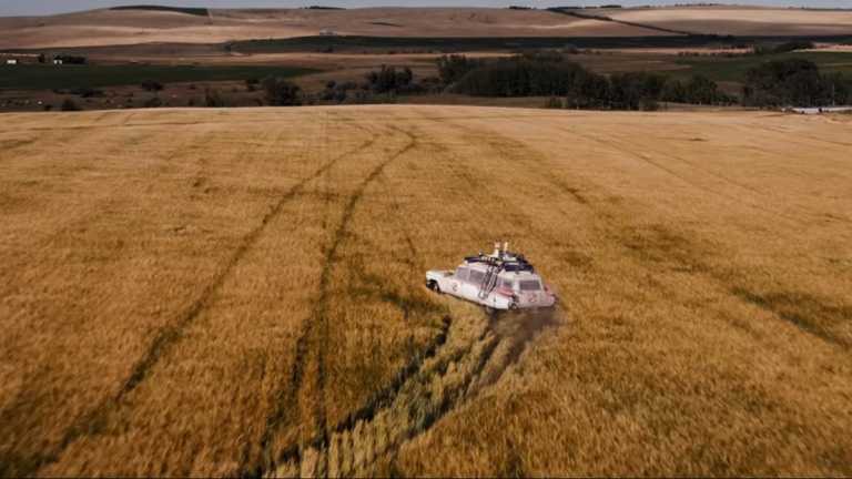 A nova geração de Caça-Fantasmas apresenta-se no primeiro trailer de Ghostbusters: Afterlife