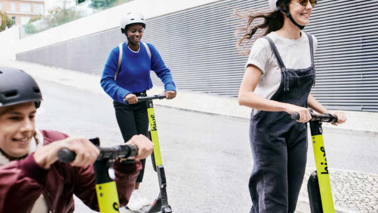 App da Free Now já permite apanhar trotinetes da Hive