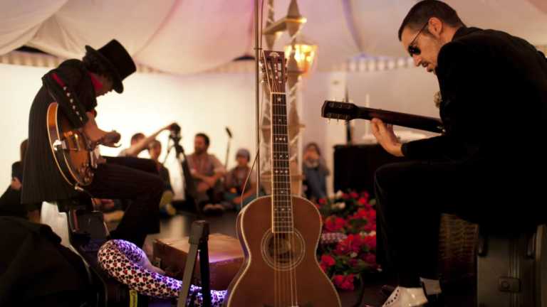 Dead Combo, Capitão Fausto, Paus na edição de 2020 do Sons de Vez