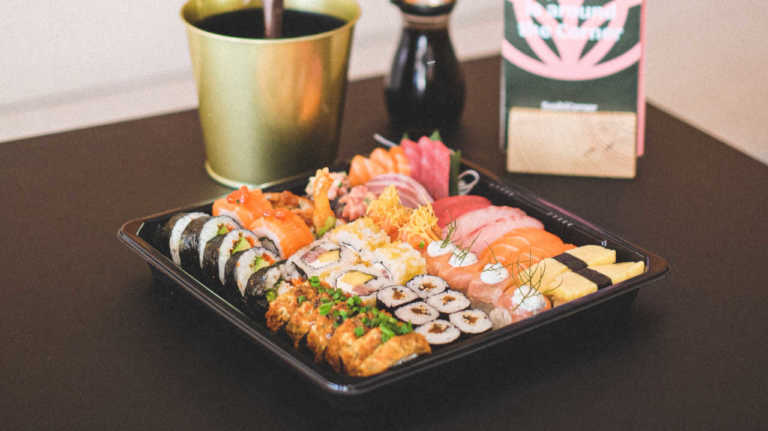 SushiCorner cria box natalícia com 50 peças de sushi