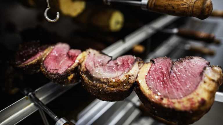 Setúbal. Restaurante La Famiglia muda de conceito e vira casa de picanha