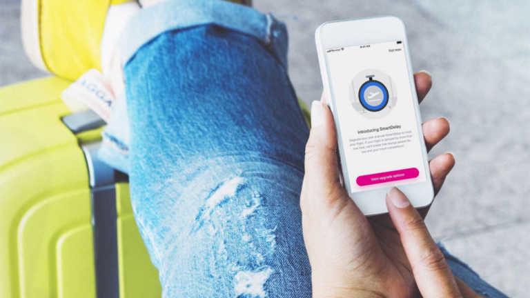 Clientes Revolut com planos pagos passam a ter direito às salas VIP dos aeroportos em caso de voo atrasado