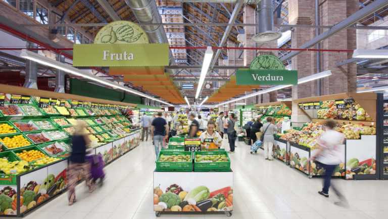 Mercadona vai ter novos horários a partir de 11 de maio e passa a vender máscaras não reutilizáveis