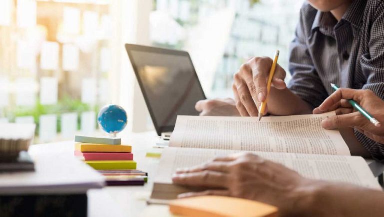 Ensino superior. Estabelecimentos devem preparar-se para aulas ao sábado