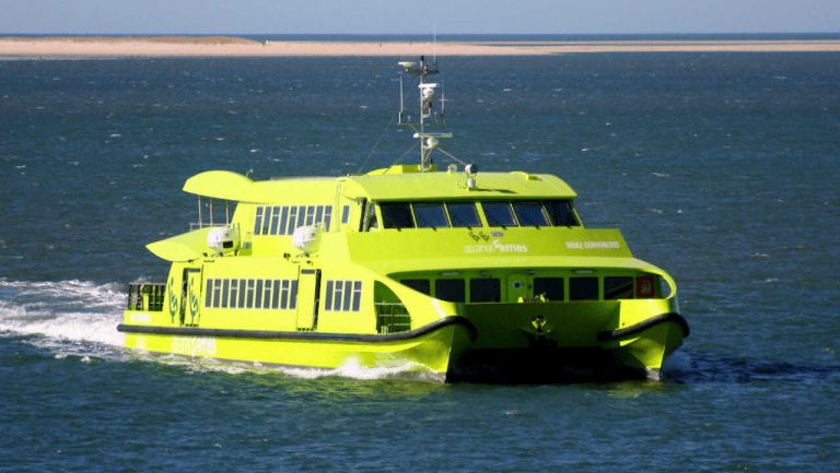 Pressão aumenta para integrar ligação Setúbal–Troia no Passe Navegante