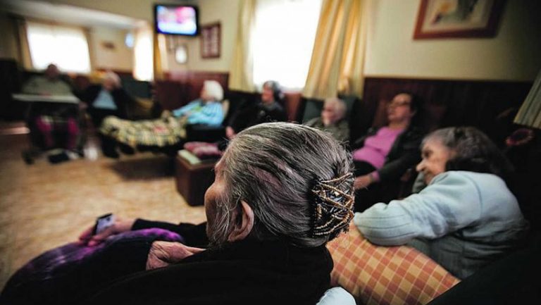 Lares de idosos. Visitas são retomadas a partir de 18 de maio