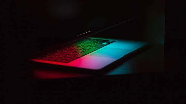 Quais são os maiores perigos na era do amor digital?