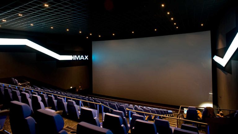 NOS Cinemas vai instalar sistemas de projeção laser em mais salas neste regresso ao grande ecrã