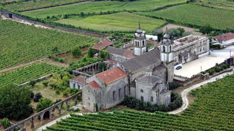 Mosteiro de Santo André de Rendufe vai ser reabilitado