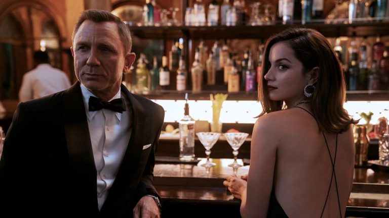007 – No Time to Die recebe um novo trailer explosivo