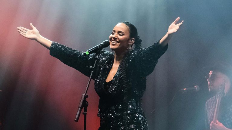 Mayra Andrade no Coliseu do Porto – Um regresso pleno de brilho