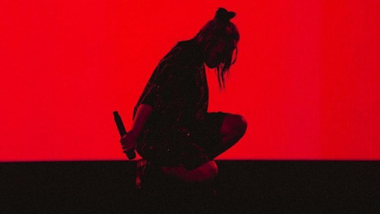Billie Eilish anuncia primeiro concerto transmitido para todo o mundo