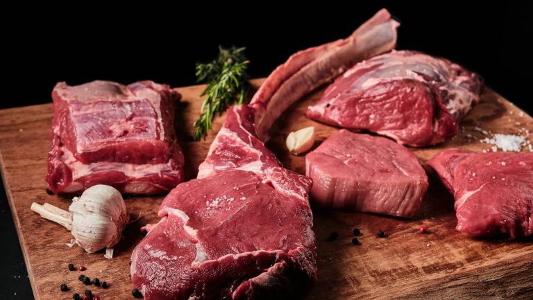 Carne D’Erva, a marca que se dedica à produção de carne de vaca de forma natural e sustentável