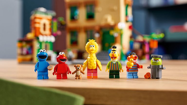 A Rua Sésamo abre as portas a uma versão LEGO