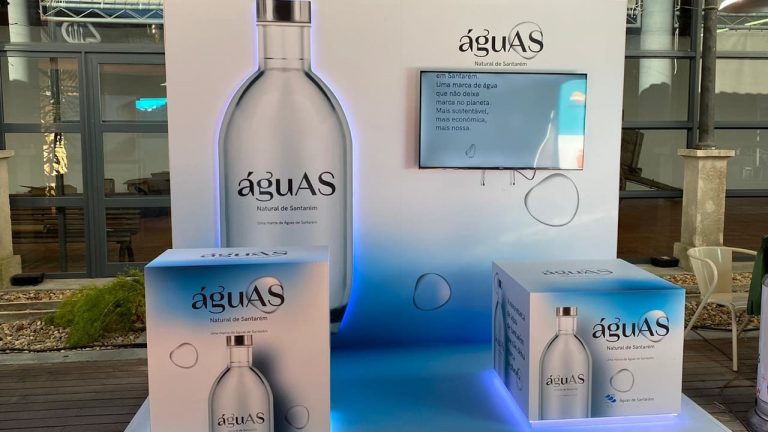 águAS. Este é o nome da marca de água própria de Santarém