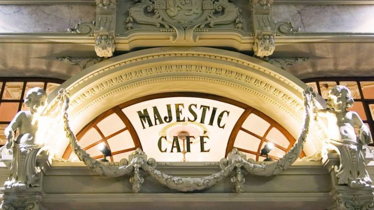 Histórico café Majestic fecha portas por tempo indeterminado