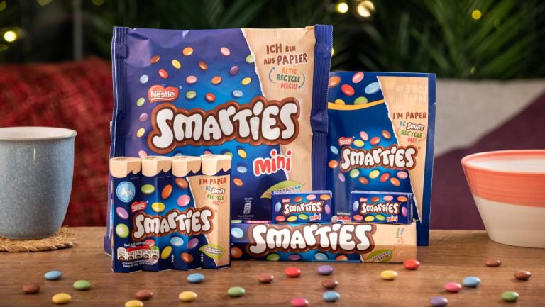 Chocolates Smarties passam a chegar ao mercado em embalagens de papel reciclável