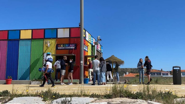 Dr. Bernard abre gelataria em parceria com a Gelato Davvero na Costa da Caparica