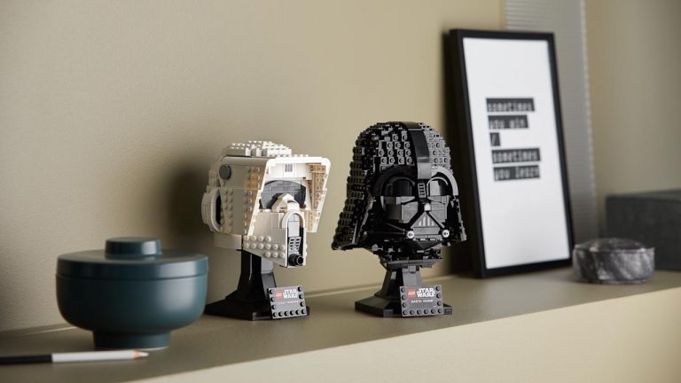 O capacete de Darth Vader recebe tratamento LEGO num novo set
