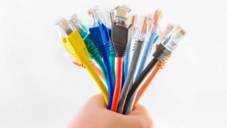 Como escolher o melhor cabo para Internet
