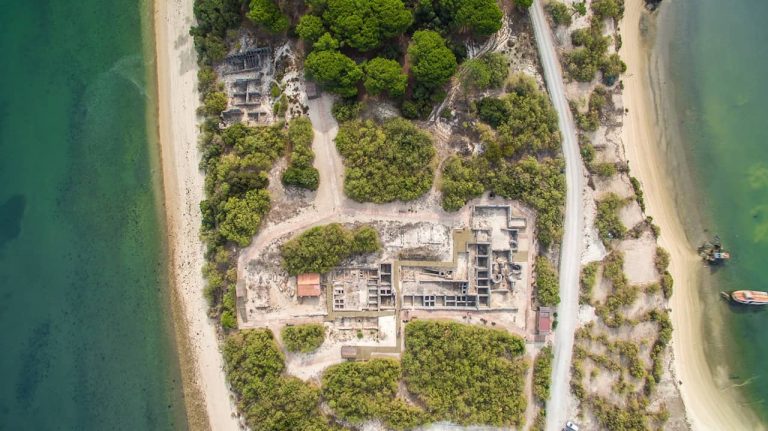 Ruínas Romanas de Troia reabriram ao público