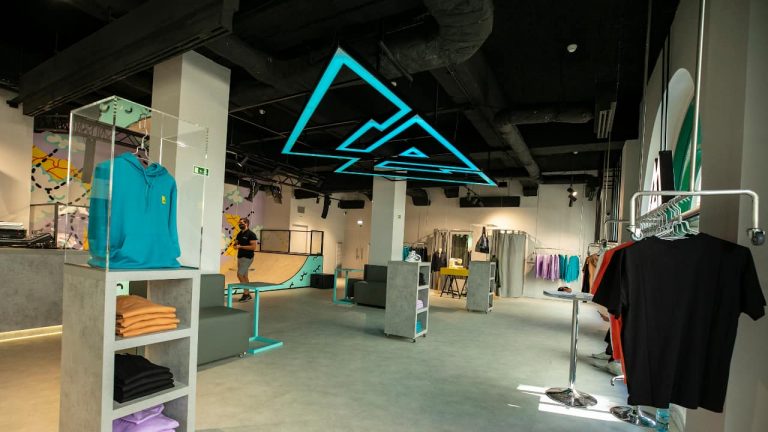 Espaço Moche. Há um novo espaço em Lisboa que quer ser um incubador de jovens emergentes