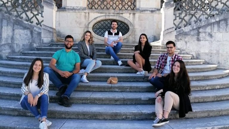 Grupo de estudantes da Universidade Coimbra cria lancheira ecológica à base de cortiça