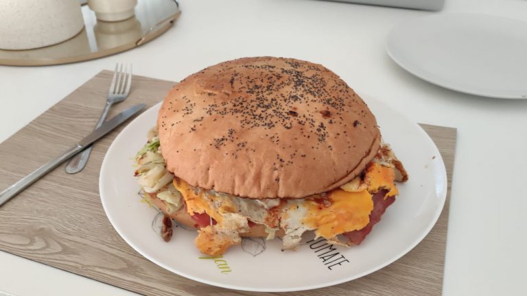 Burger Wheels aposta num hambúrguer gigante de 1.5kg