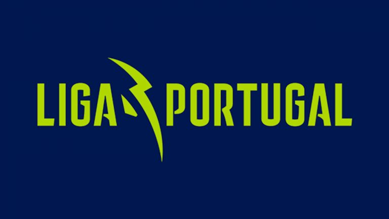 Adeptos voltam aos estádios de futebol no arranque da temporada 2021/2022