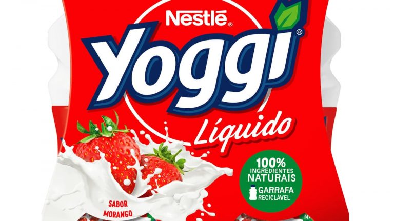 Os iogurtes da Yoggi chegam agora ao mercado numa nova garrafa reciclável