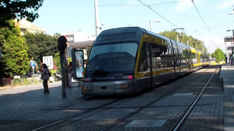 Estação Hospital São João do Metro do Porto encerrada até ao final do ano