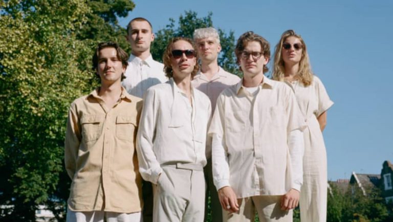 Sports Team estreiam-se em Portugal no SoundFlower Fest