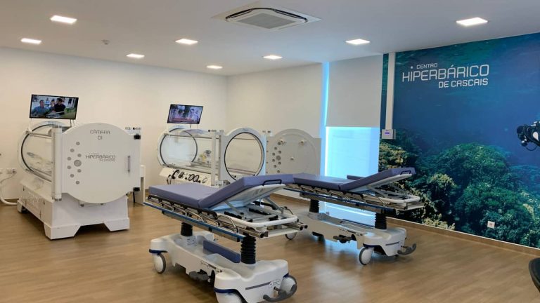 Primeiro centro de oxigenoterapia hiperbárica com monolugares de Portugal fica em Cascais