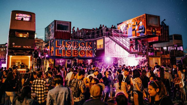Village Underground reabre clube esta quinta-feira