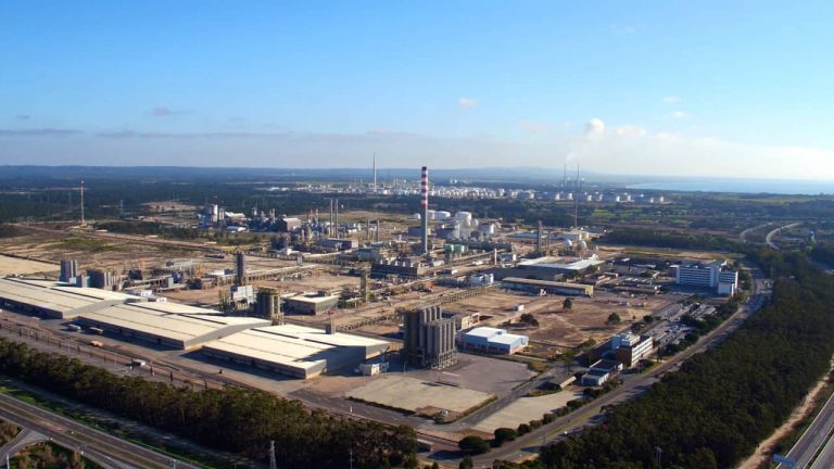 Repsol investe 657 milhões de euros para ampliar Complexo Industrial de Sines