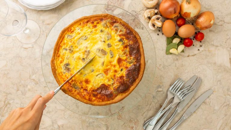 MOM. Novo serviço de takeaway de comida pronta e congelada é também um pequeno restaurante