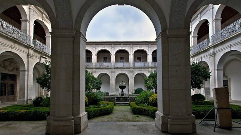 Mosteiro de Arouca vai ser convertido num hotel de cinco estrelas