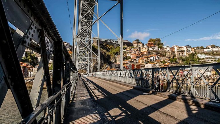 Obras na Ponte Luís I vão cortar trânsito automóvel durante um ano