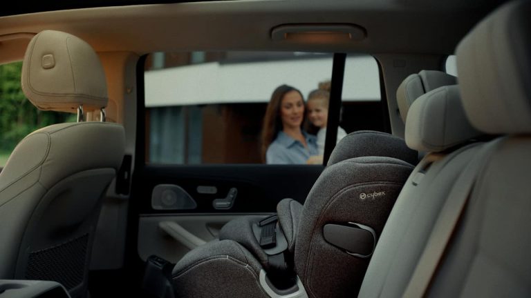 Chega ao mercado a primeira cadeirinha auto com airbag de corpo inteiro integrado