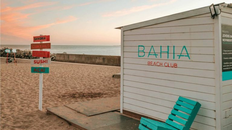 As noites de stand-up comedy chegaram ao Bahia Beach Club