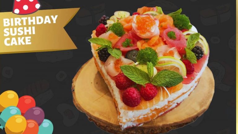 E porque não surpreender os amigos e família com um bolo de… sushi?