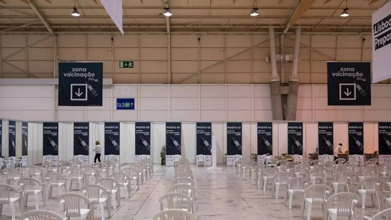 Inaugurado em Lisboa o maior centro de vacinação do país