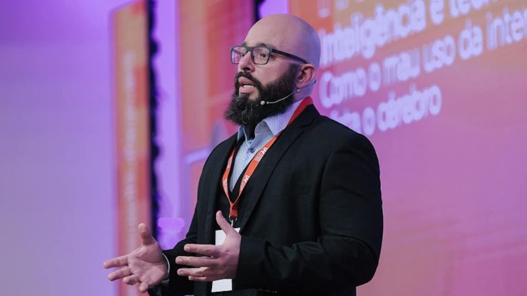 Luso-brasileiro Fabiano de Abreu aprovado na sociedade mais restrita do mundo para pessoas com QI elevado