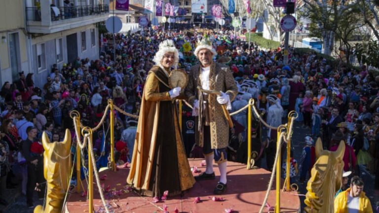 Governo dá tolerância de ponto na terça-feira de Carnaval