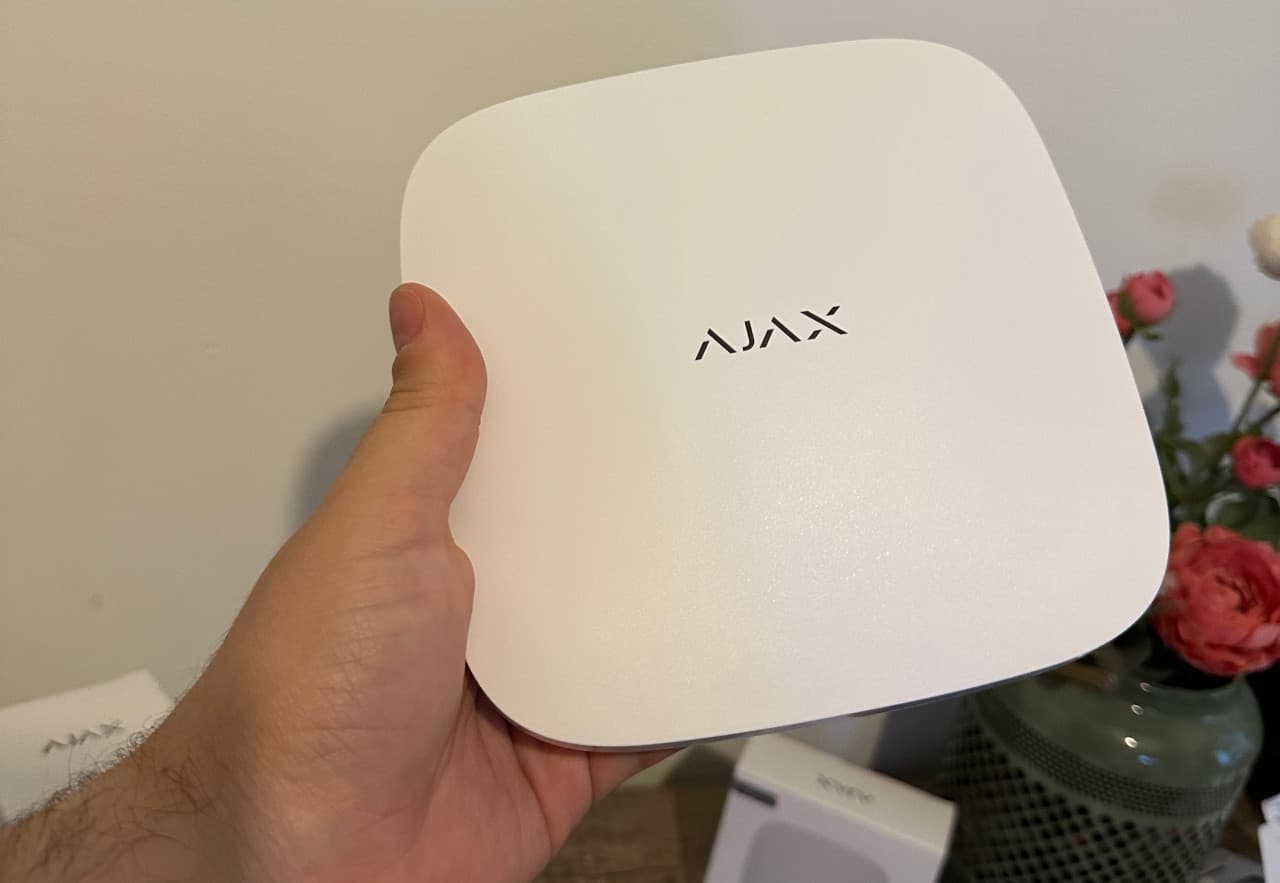 Ajax Systems Central Hub 2 Plus