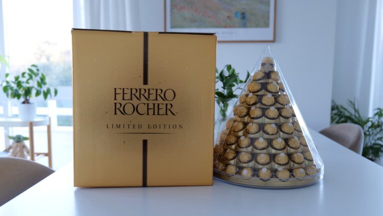 Ferrero Rocher Natal