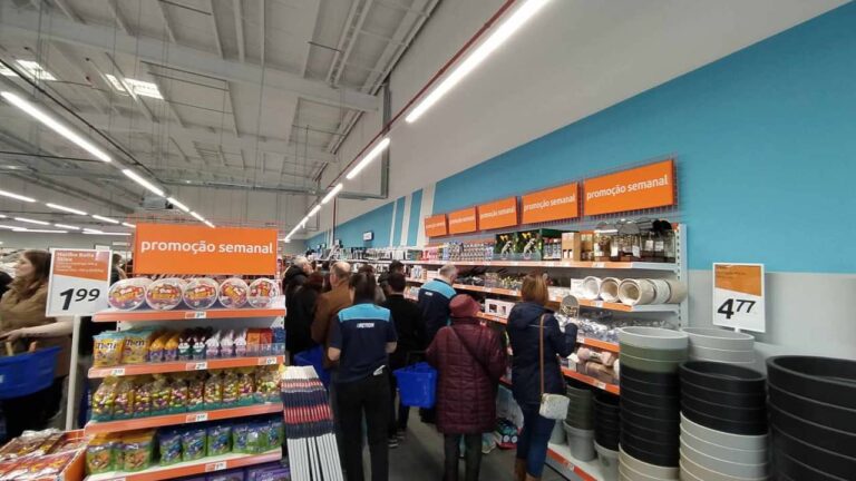 Action. A marca que vende 1500 produtos a menos de 1€ chegou a Portugal