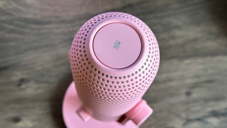 Razer Seiren V3 Chroma